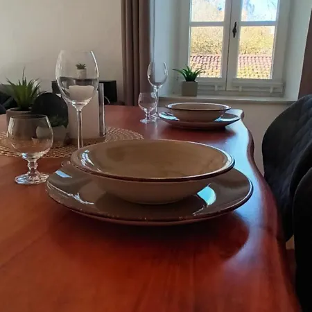 Renovierte Altbauwohnung Im Oberallgaeu *